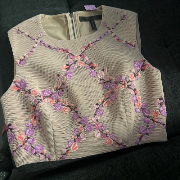 2 piece BCBG Adren - Picture 4 of 5